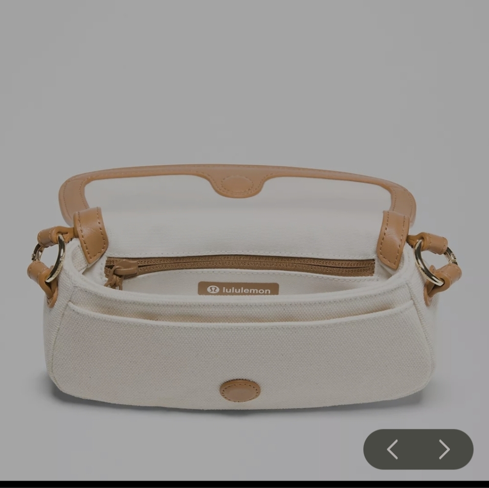 lululemon athletica Tan and Cream Shoulder Bag Set - Picture 3 of 5
